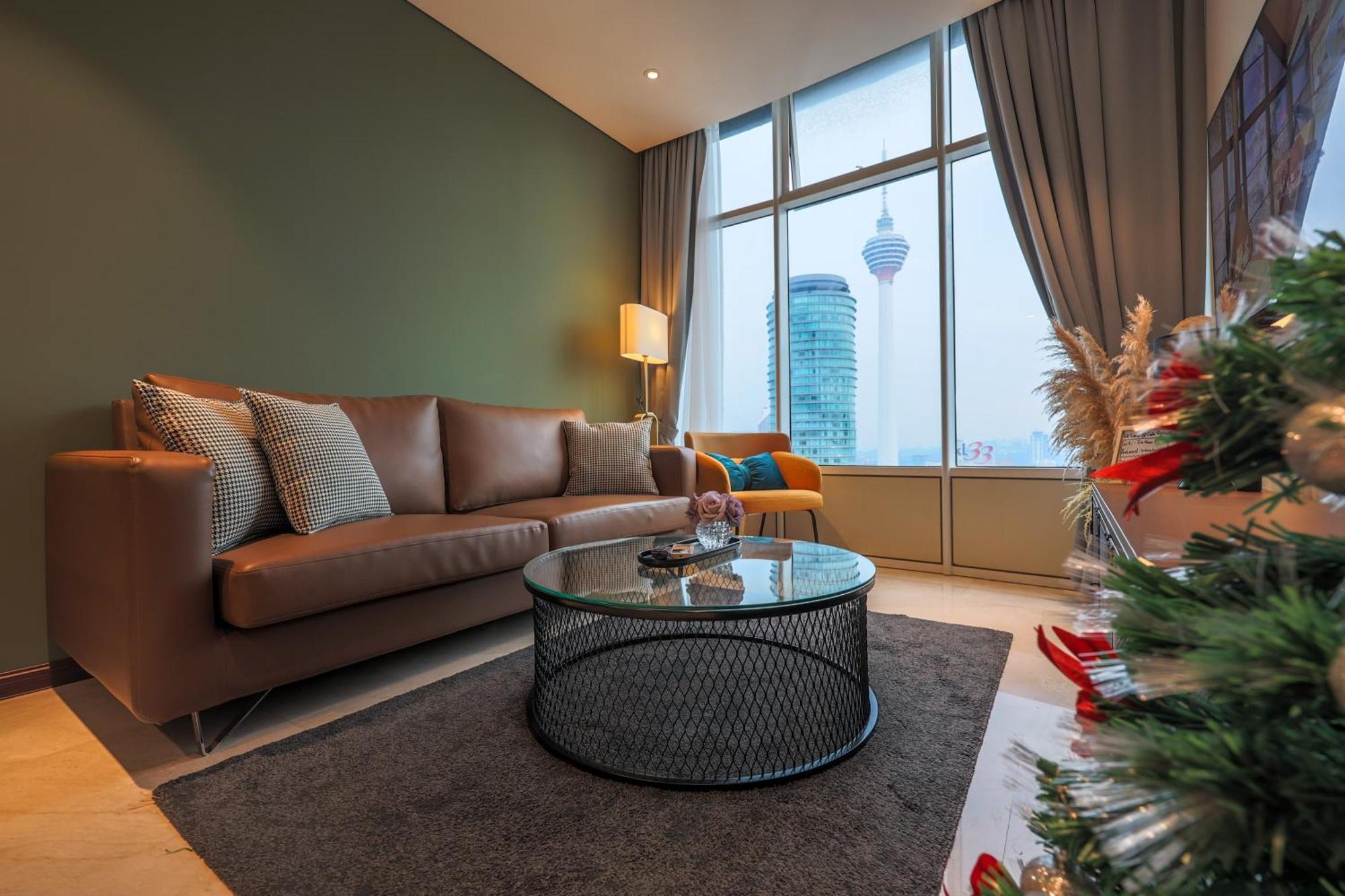 Calm Sojourn, Sky Suites Klcc Kuala Lumpur Eksteriør billede