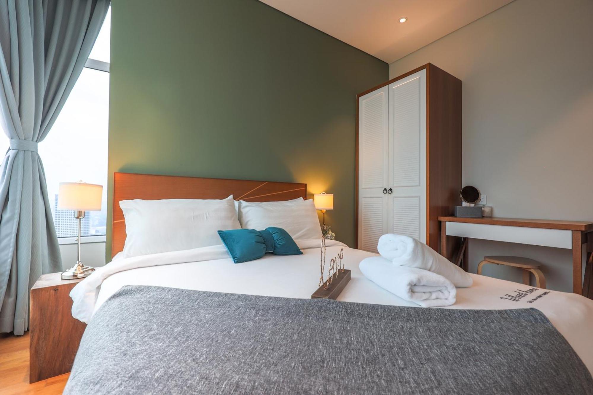 Calm Sojourn, Sky Suites Klcc Kuala Lumpur Eksteriør billede