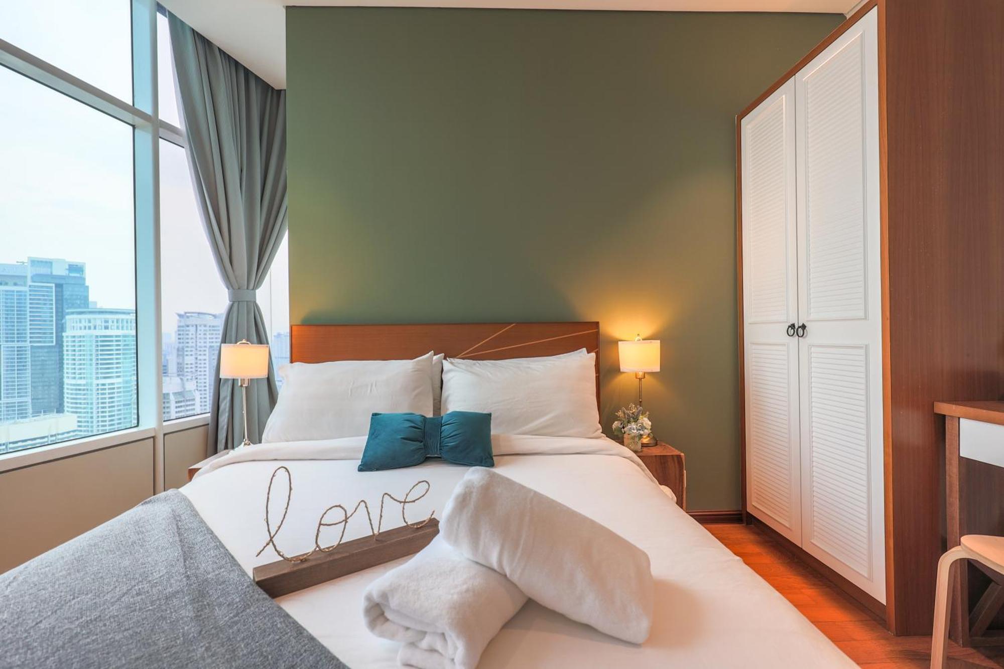 Calm Sojourn, Sky Suites Klcc Kuala Lumpur Eksteriør billede